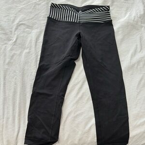 Lululemon Three Quarter Length Tights